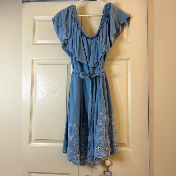 Old Navy Dresses & Skirts - Blue denim off shoulder dress